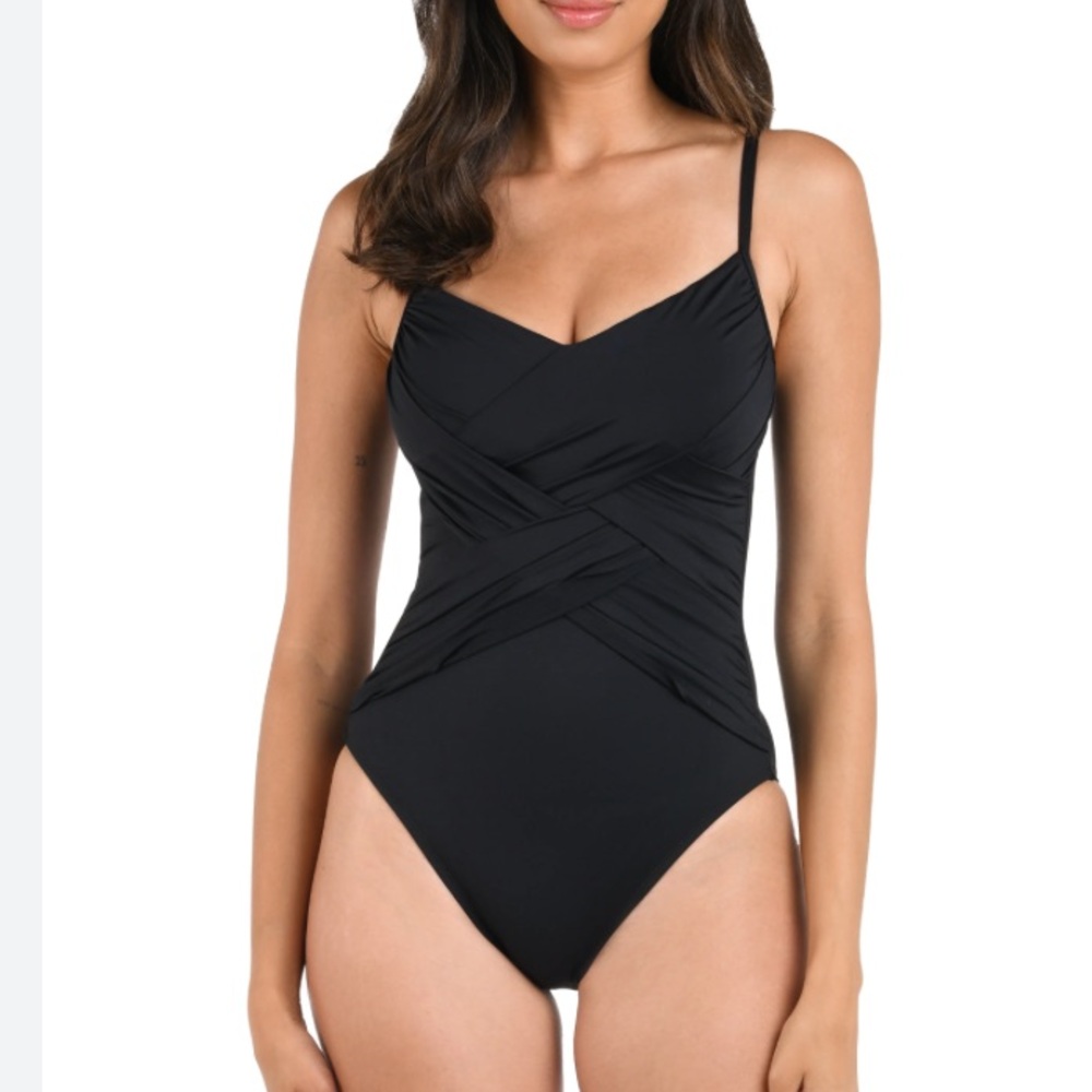 LA BLANCA Island Goddess Front Wrap One Piece! Retail $ 125. New